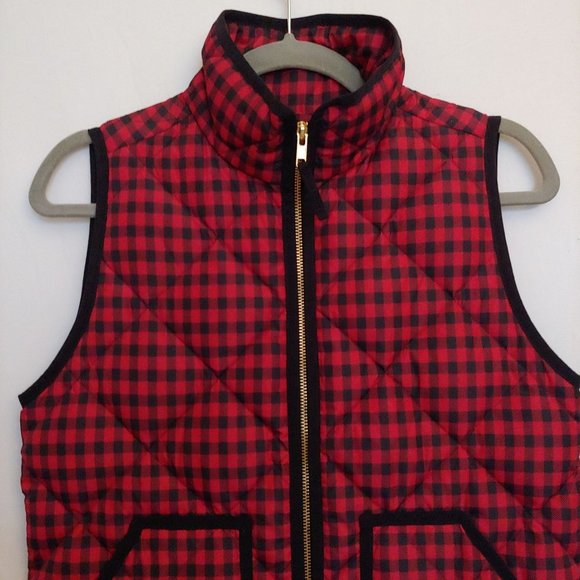 J. Crew Black/Red Excursion Plaid Down Filled Quilted Puffer Vest XS - Picture 2 of 9